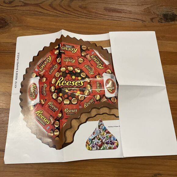 Masterpieces Reeses 500 Piece Shaped Jigsaw Puzzle Candy Chocolate - Picture 6 of 6